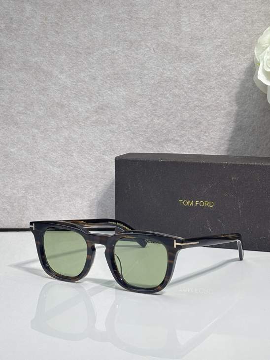 Picture of Tom Ford Sunglasses _SKUfw79761272fw